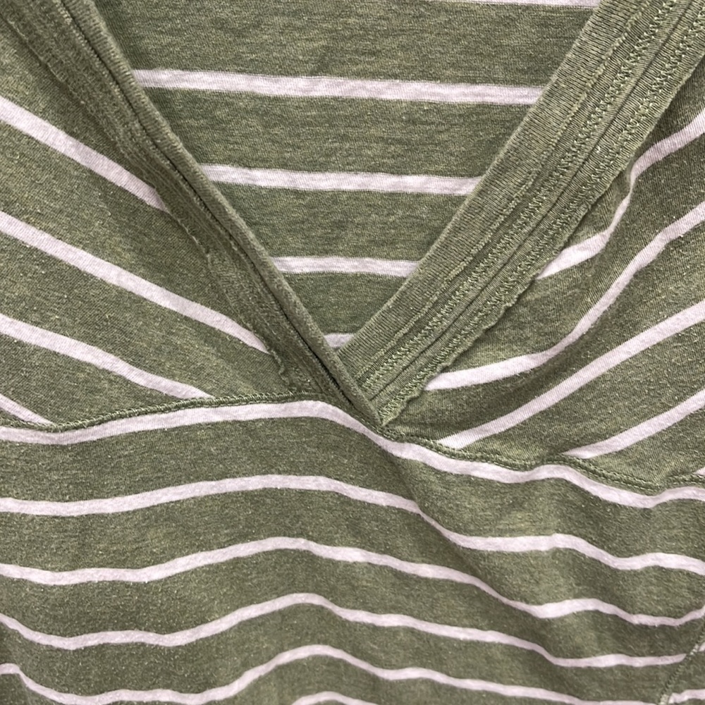 SELF esteem Striped 1/4 Length Top - Picture 3 of 6